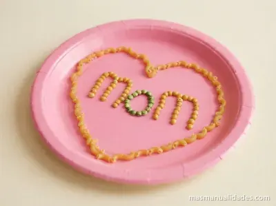 Figuras con Macarrones para el día de la Madre